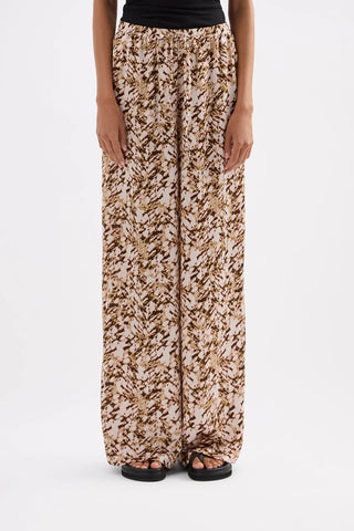 Liora Pant, Liora