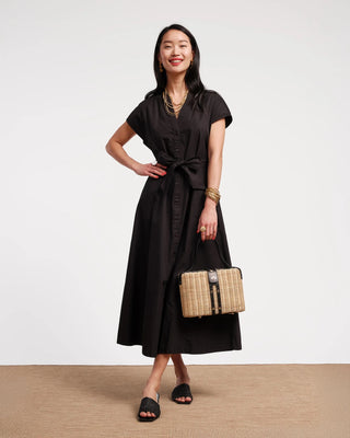 Eve Dres in Black
