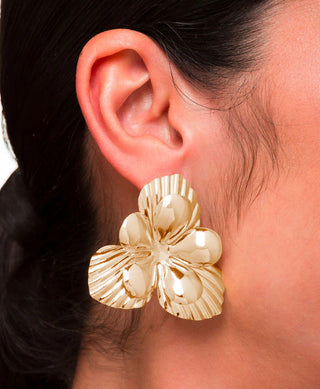 Coastal Bloom Earrings - Shiny Champagne 18K Gold Plated
