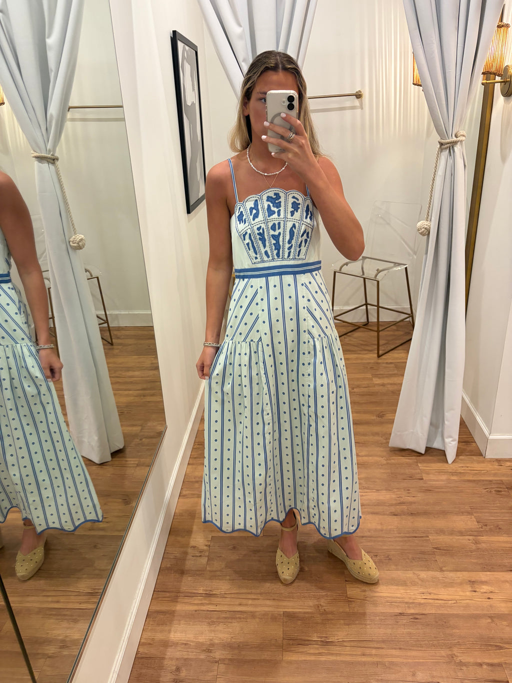 Hunter Midi, Ribbon Cloud – Monkee's of Columbia