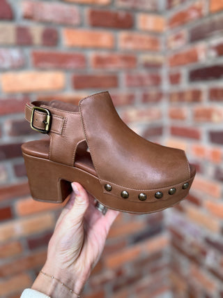Galla, Tobacco Leather