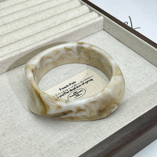 Vintage Irregular Acetate Wide Cuff Bracelet - C Beige