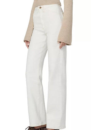 The Margot Slant Pocket in Milk