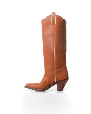 The Honey Boot, Sierra/White